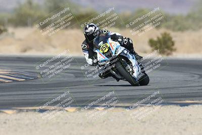 media/Nov-02-2025-CVMA (Sun) [[337aff29ab]]/Race 11-Amateur Supersport Open/